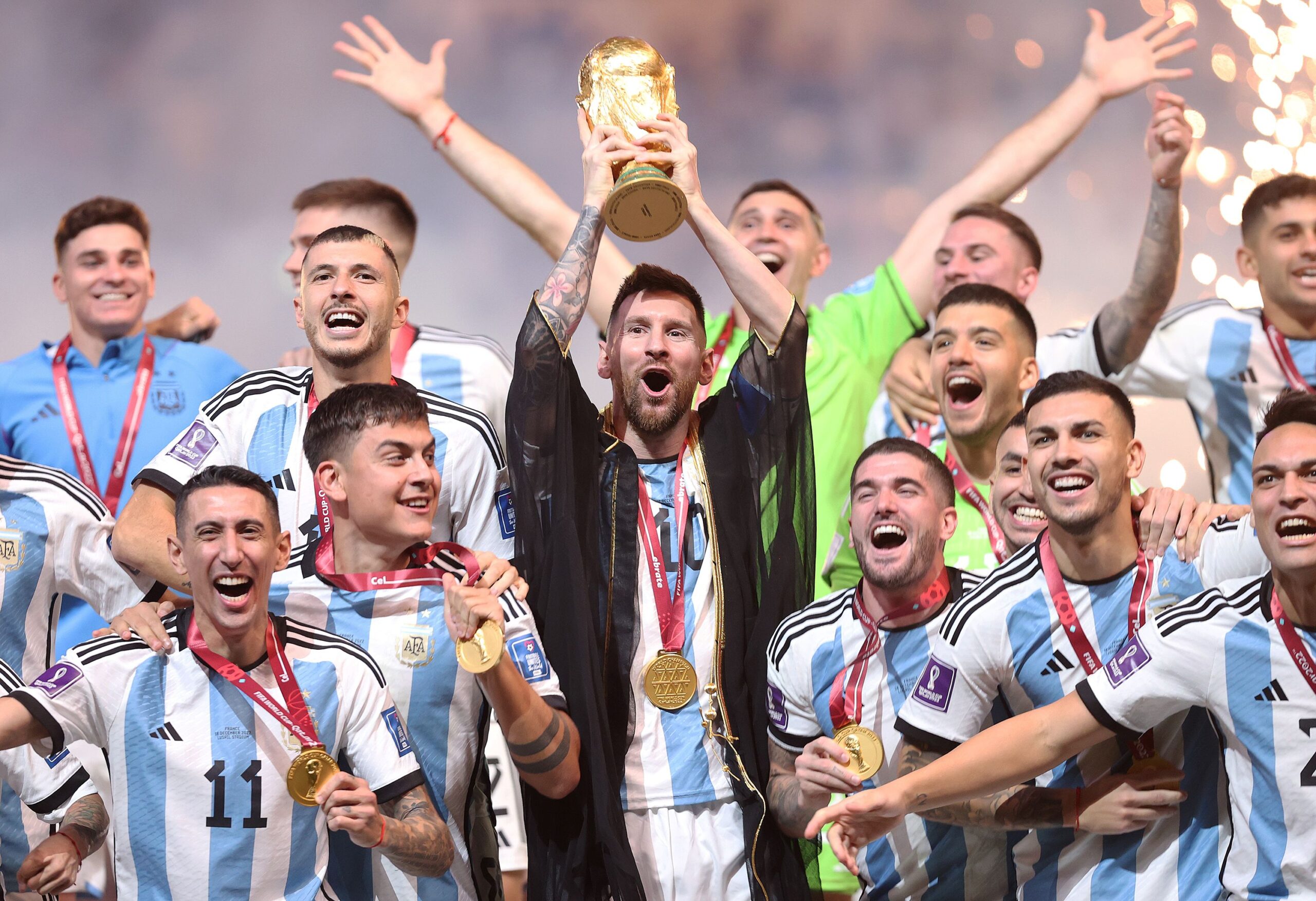 https://media.cnn.com/api/v1/images/stellar/prod/231202112633-lionel-messi-world-cup-2022-file.jpg?c=original